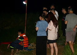 Xuyên đêm tìm kiếm bé trai 8 tuổi nghi bị nước cuốn trôi