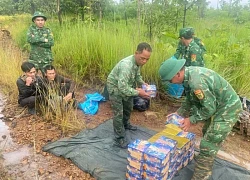 Bắt quả tang vụ vận chuyển pháo lậu qua biên giới