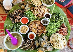 Cô gái Tày khoe mâm cơm hàng ngày toàn đặc sản rừng núi, 'không tốn tiền mua'