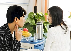 Mỗi lần tôi và bố tranh cãi, vợ tôi chỉ nói một câu mà bố chồng nghe luôn còn tôi thì không dám bật lại
