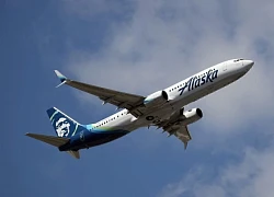 Mỹ: Hãng hàng không Alaska Airlines tạm dừng khai thác toàn bộ các chuyến bay