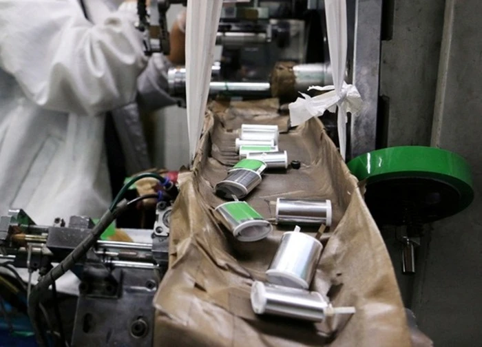 Trung Quốc tạo pin lithium tích hợp 'bình chữa cháy'