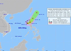 Bão số 4 Cỏ May di chuyển 'dị thường', vẫn quanh quẩn trên Biển Đông