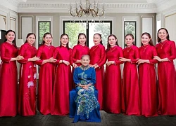 Bức ảnh cụ bà bên 9 con gái và lịch trực đặc biệt gây bão mạng