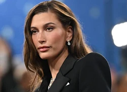 Hailey Bieber tiết lộ về cuộc hôn nhân 'điên rồ' với Justin Bieber