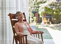 Nghỉ hưu rồi mới dám ly hôn: Tôi sống lại là chính mình ở tuổi 61