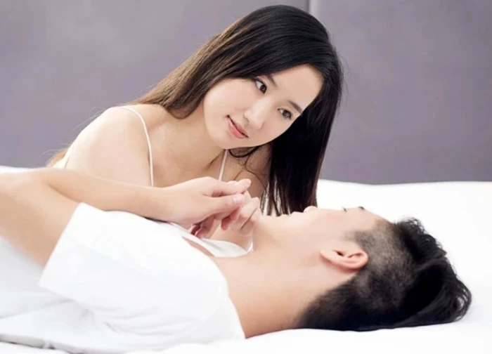 Phát hiện trên tay chồng không phải nhẫn cưới, tôi sốc khi biết một sự thật