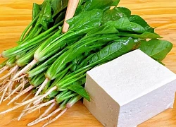 Rau chân vịt rất bổ nhưng không nên kết hợp với 9 thực phẩm này