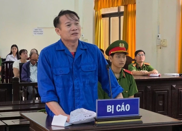 Thầy giáo thể dục đâm chết đồng nghiệp bị phạt tù chung thân