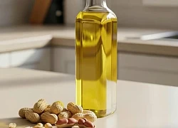 Dầu lạc có lợi ích nổi bật và hạn chế gì?