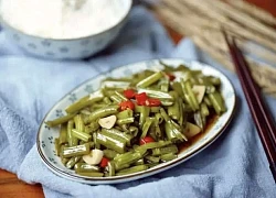 Không phải xào tỏi hay luộc, mua 1 bó rau muống về làm theo cách này sẽ được 2 món cực ngon, vừa nhanh lại dễ