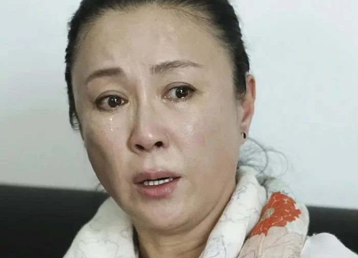 Mỹ nữ sa ngã rúng động showbiz: Bị bắt vì mở tiệc ma túy đá, còn rủ rê em gái và chị họ