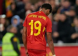 "Thần đồng" Lamine Yamal bị chỉ trích thậm tệ vì thái độ với Ronaldo, 18 tuổi đã ăn chơi, vướng vào drama tình ái