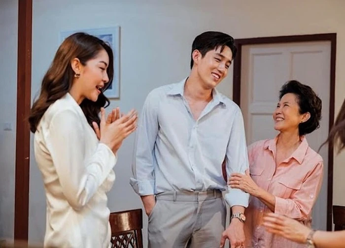 Tôi xấu hổ vô cùng khi chồng mình biến thành "cây ATM" của cả nhà vợ