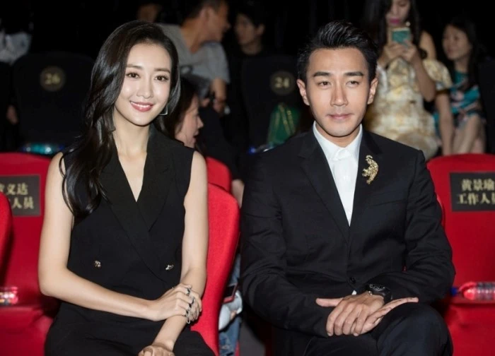 Căn phòng VIP phơi bày vụ "tắt đèn đọc kịch bản" đáng xấu hổ của 2 diễn viên hạng A