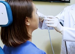 Đi làm đẹp, bị thẩm mỹ viện bỏ quên miếng gạc trong mũi suốt 1 tháng