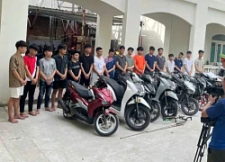 Dùng hung khí để đánh nhau trên đường phố, 14 thanh, thiếu niên bị bắt