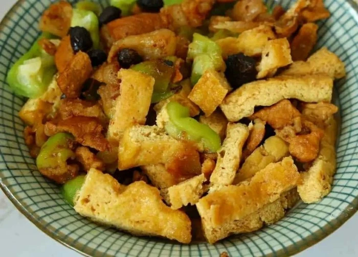 Gần đây mẹ tôi làm món hấp ngon ngoài sức tưởng tưởng: Chỉ dùng 3 nguyên liệu quen thuộc và nấu 10 phút là xong