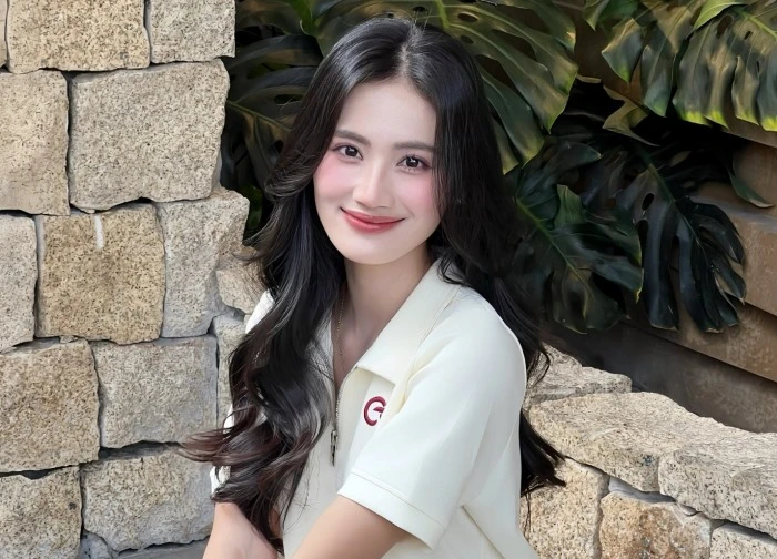 Hoa hậu Ý Nhi tạm rời showbiz