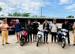 Nhóm học sinh lớp 11 lái xe lạng lách trên đường, gây tai nạn rồi bỏ chạy