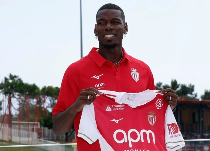 Pogba tạo nên cơn sốt