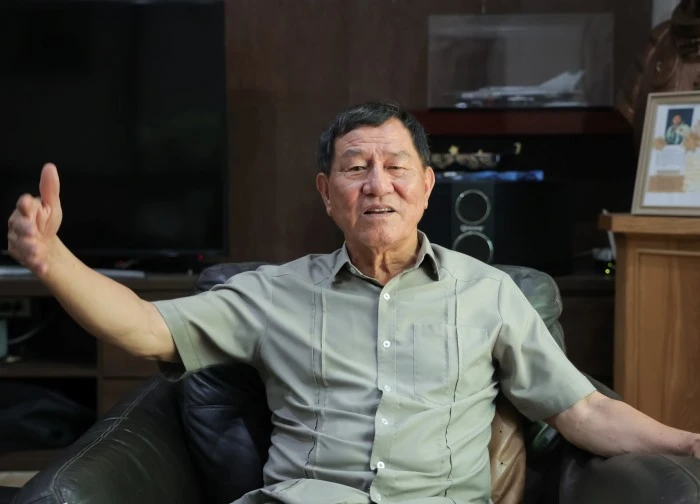 Anh hùng phi công đưa Tuyên ngôn độc lập và nắm đất Ba Đình lên vũ trụ