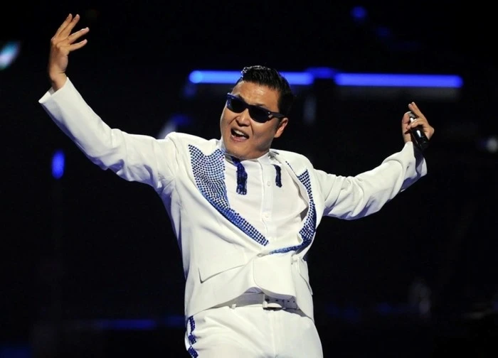 Cha đẻ của "Gangnam Style": "Gã tâm thần" khác biệt sở hữu MV 5,6 tỷ view