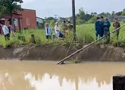 Đôi nam nữ lao xuống kênh sau trận cãi vã giữa đêm