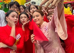 'Khoảnh khắc đi ngang Lăng Bác, tôi trào nước mắt vì biết ơn'