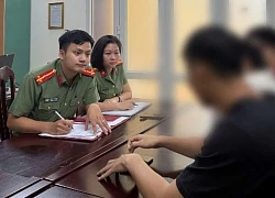 Sự thật clip cựu chiến binh 90 tuổi bị ngăn cản xem diễu binh trên phố Nguyễn Thái Học