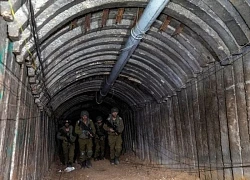 Binh lính Israel phát hiện khu vực nghỉ ngơi của Hamas trong đường hầm tại Zeitun