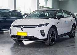 Xe gầm cao công suất 543 mã lực, trang bị hào phóng, giá 750 triệu đồng