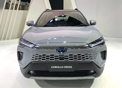 Toyota đạt kỷ lục doanh số nhờ xe hybrid