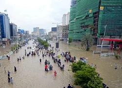 Pakistan sơ tán nửa triệu người bị mắc kẹt do lũ lụt