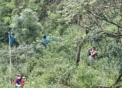 Phát hiện thi thể nạn nhân cùng ô tô lao xuống vực ở đỉnh Mẫu Sơn