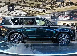 Cận cảnh Lexus LX 700h vừa ra mắt tại Indonesia, giá từ 5,4 tỷ đồng