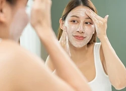 Có nên tẩy trang cho làn da dầu, mụn không?