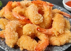 Đầu bếp bày cách làm món tôm chiên xù giòn căng, tôm không bị cong sau khi chiên, ngọt và chắc thịt, ngon như hàng quán xịn
