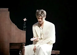Fan điên cuồng trả 15 triệu dọn vệ sinh để được xem concert hot nhất showbiz 2025
