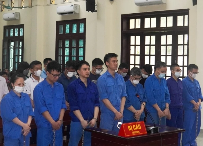 Hải Phòng: 14 cựu cán bộ Hải quan hầu tòa