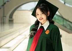 Hoa khôi bóng chuyền Thu Hoài bụng bầu lên nhận bằng tốt nghiệp đại học xuất sắc, nhan sắc mới đỉnh