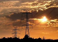 Iran đóng cửa văn phòng chính quyền địa phương để cắt giảm điện