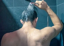 Nắng nóng cực điểm, bác sĩ chỉ ra thói quen tắm sai lầm dễ gây đột quỵ, nhồi máu cơ tim