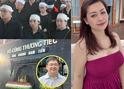 Vợ 'Giáo Tiến' lộ diện trẻ trung ở tang lễ, làm điều khiến khách viếng chua xót?