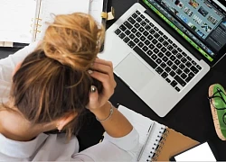 Cháu gái 15 tuổi dẫn bạn trai về nhà chú thím hẹn hò, bị nhắc còn ngang ngược
