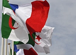 Algeria chấm dứt thỏa thuận miễn thị thực với Pháp