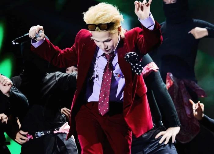 Jack tái xuất sau ồn ào họp báo: Giọng live bị chê thảm, ngoại hình copy G-Dragon?