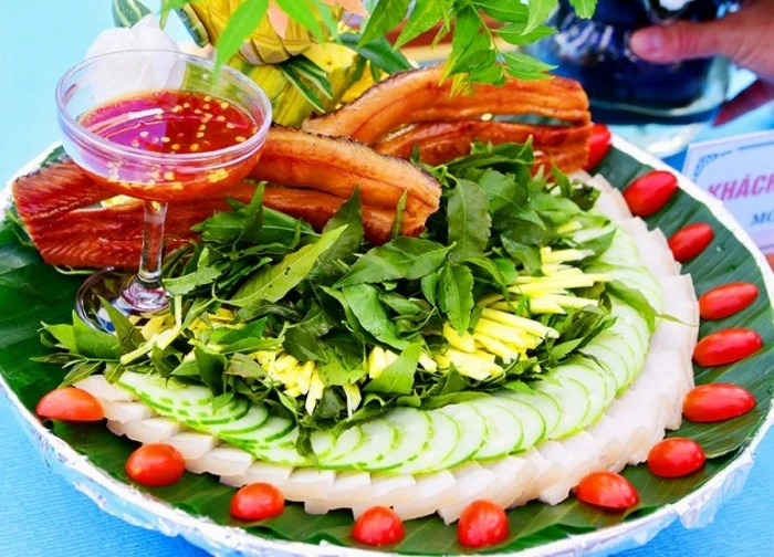 Lá cây dại này ở An Giang lọt top 100 món ăn đặc sản Việt Nam, vừa là cây thuốc hỗ trợ tiêu hóa, vừa là món ngon, đơn giản khi chế biến