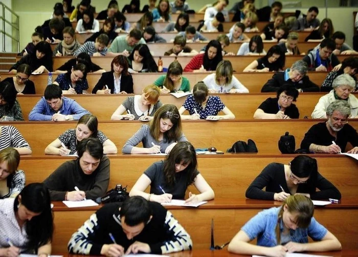 Nga siết chặt đào tạo đại học thu phí