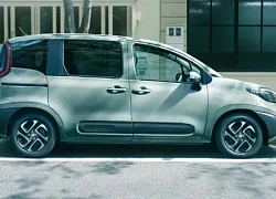 Toyota biến minivan nhỏ gọn thành phòng khách di động